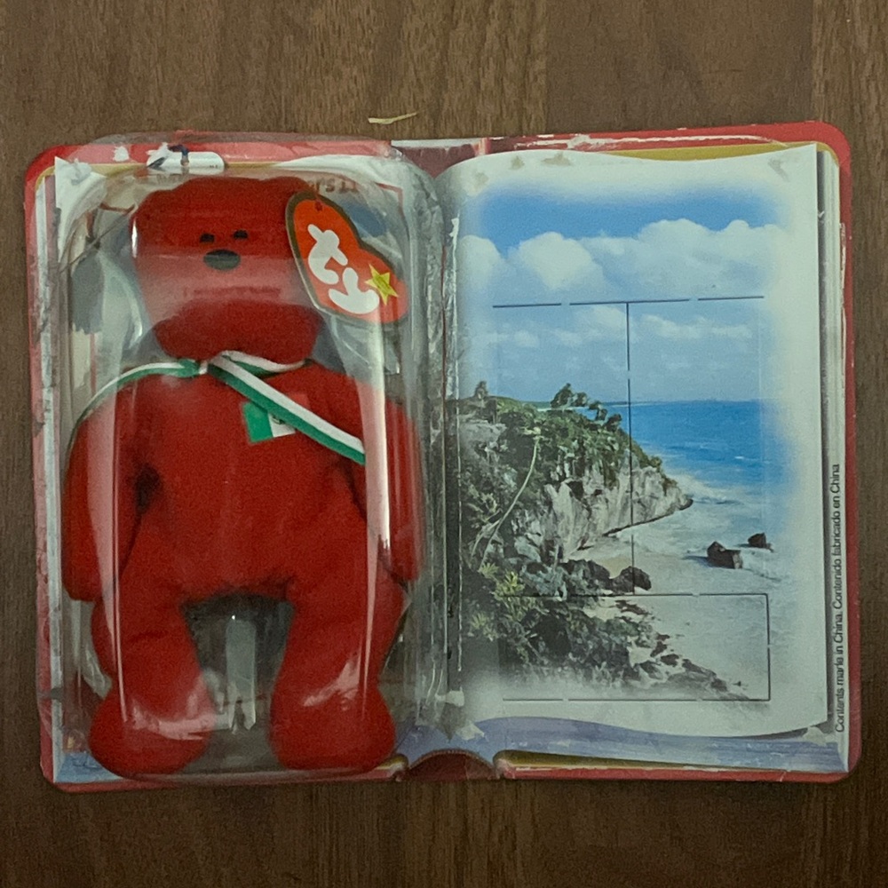 Ty International Bears II Red and Brown Set